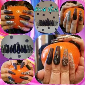 Press on nails
